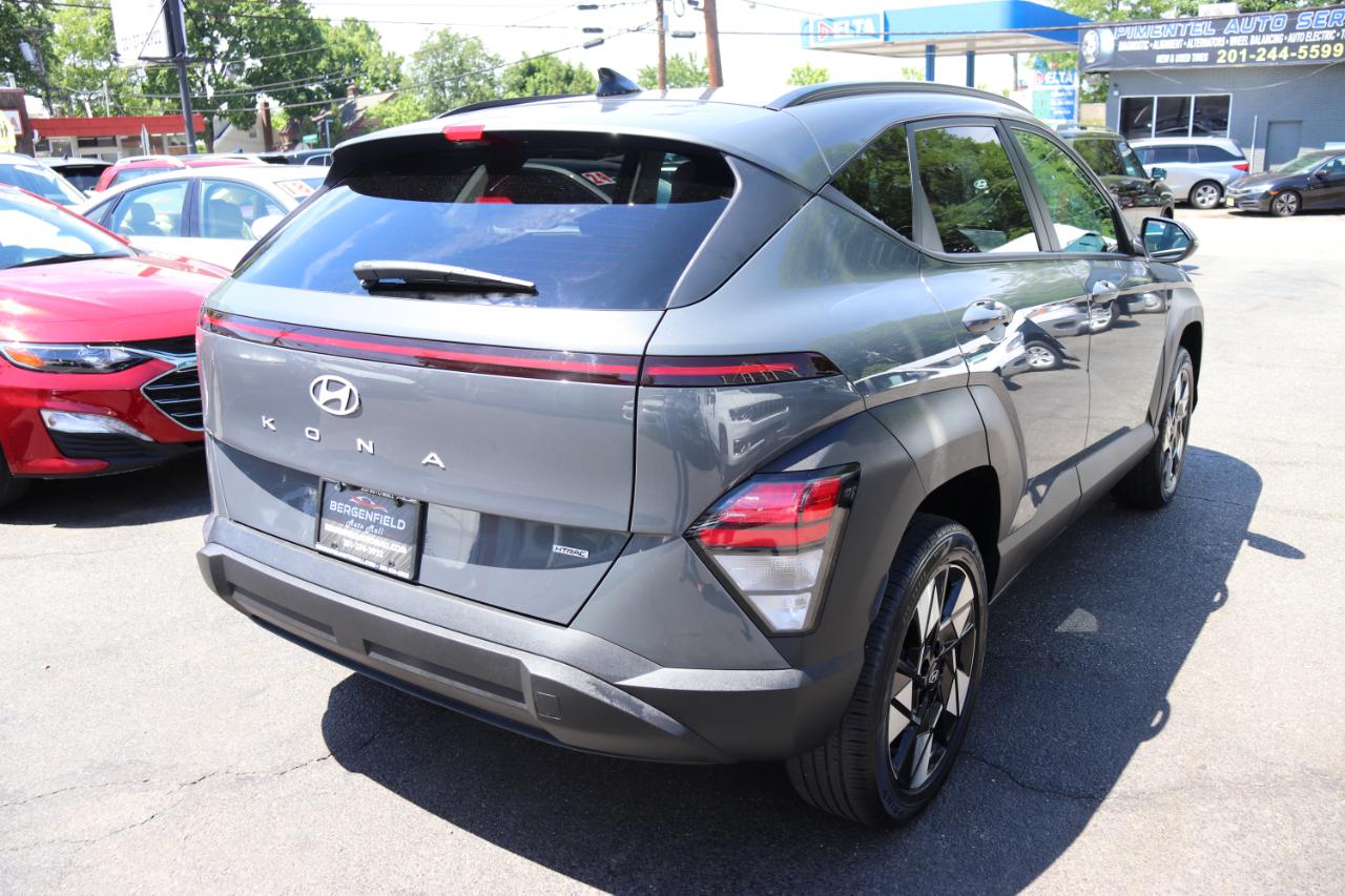 Hyundai Kona SEL AWD 2025