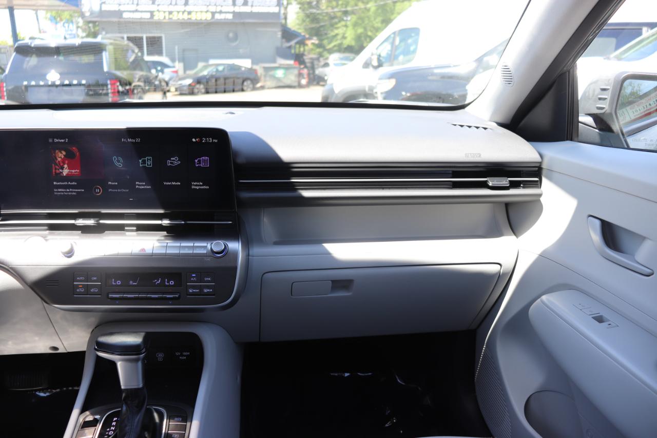 Hyundai Kona SEL AWD 2025