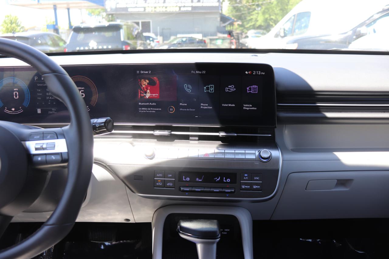 Hyundai Kona SEL AWD 2025