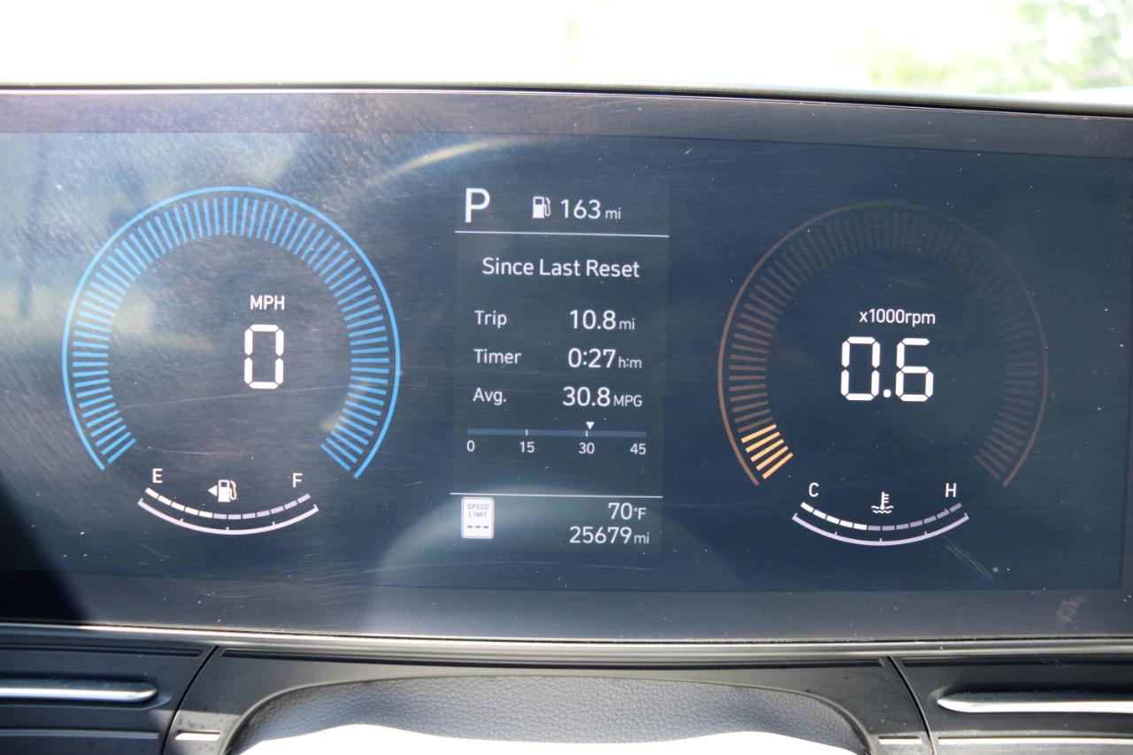 Hyundai Kona SEL AWD 2025