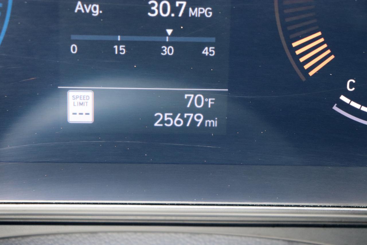 Hyundai Kona SEL AWD 2025