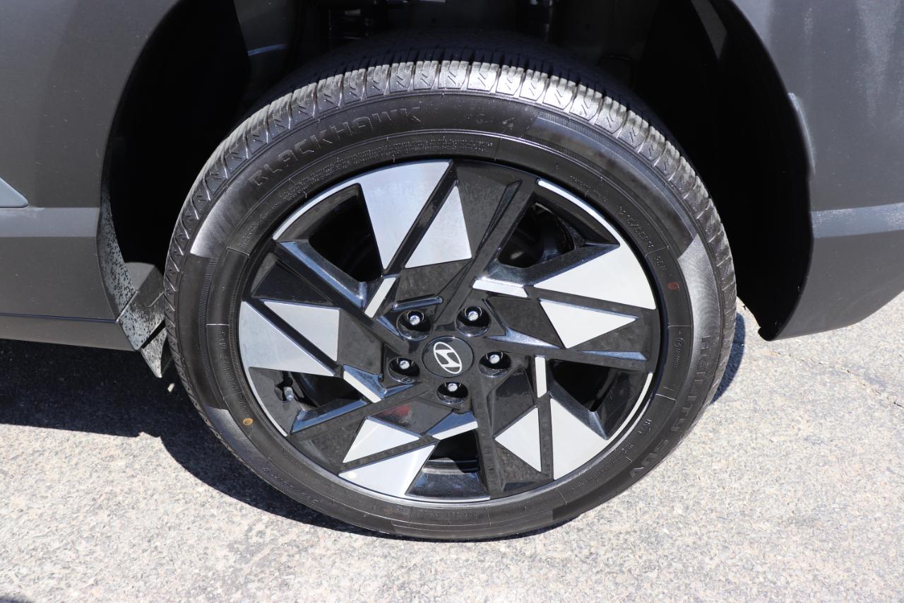 Hyundai Kona SEL AWD 2025