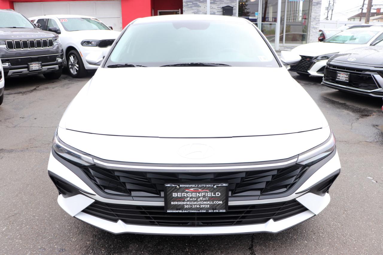 Hyundai Elantra SE IVT 2024