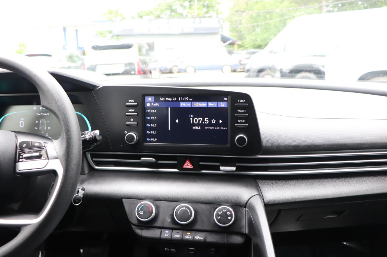 Hyundai Elantra SE IVT 2024