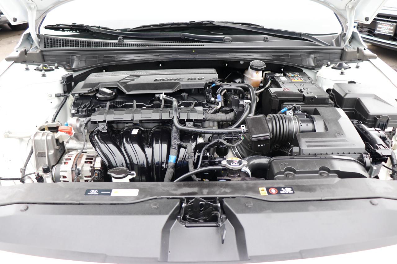 Hyundai Elantra SE IVT 2024