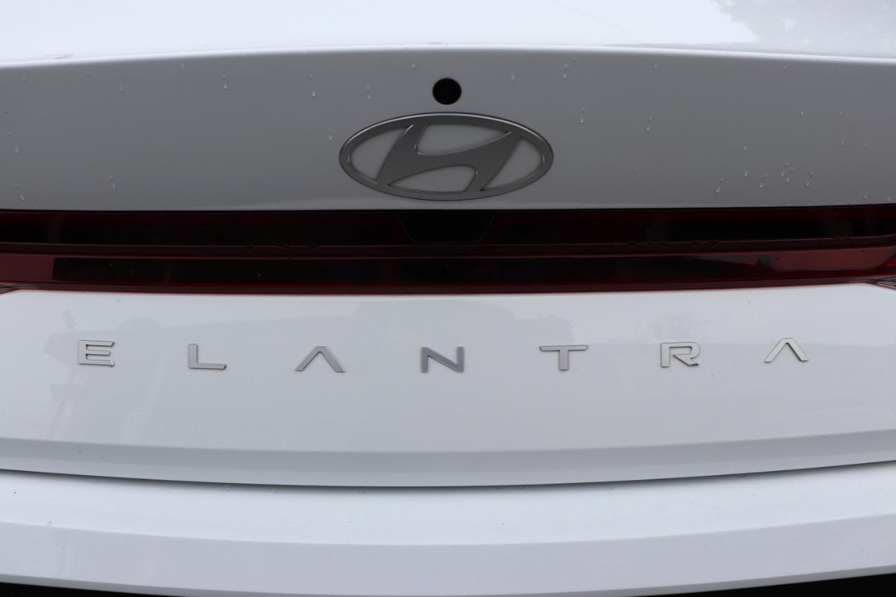 Hyundai Elantra SE IVT 2024