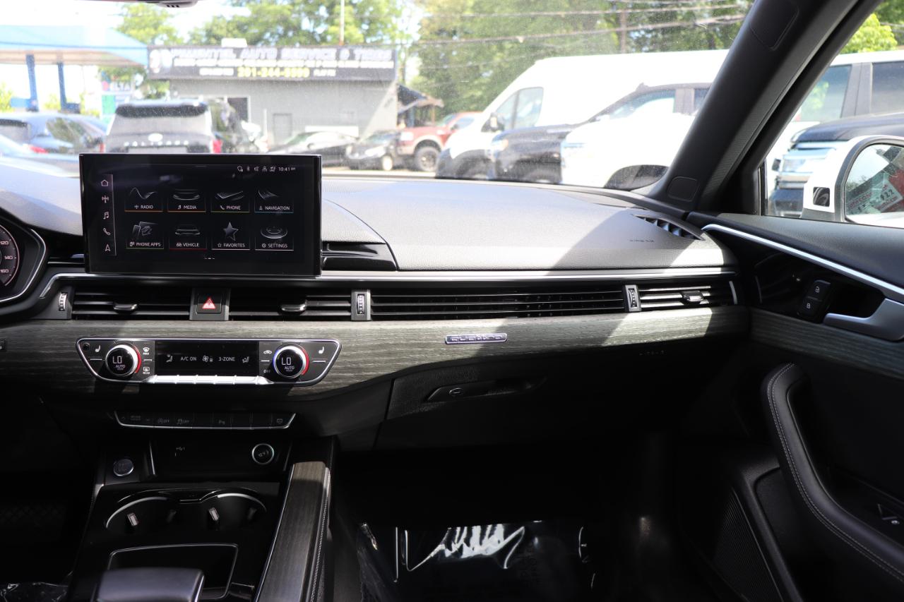 Audi A4 Sedan S line Premium Plus 45 TFSI quattro 2024