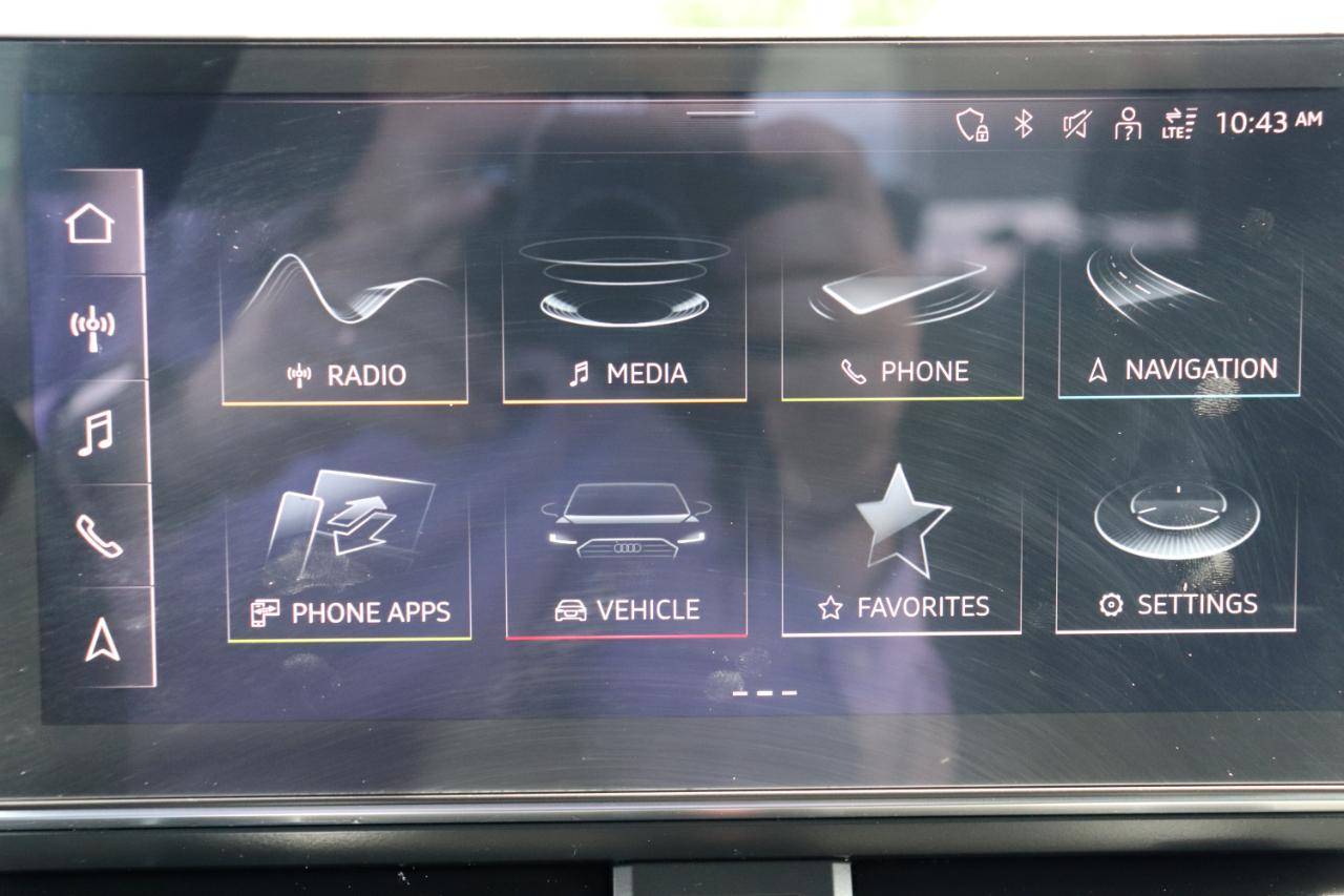 Audi A4 Sedan S line Premium Plus 45 TFSI quattro 2024