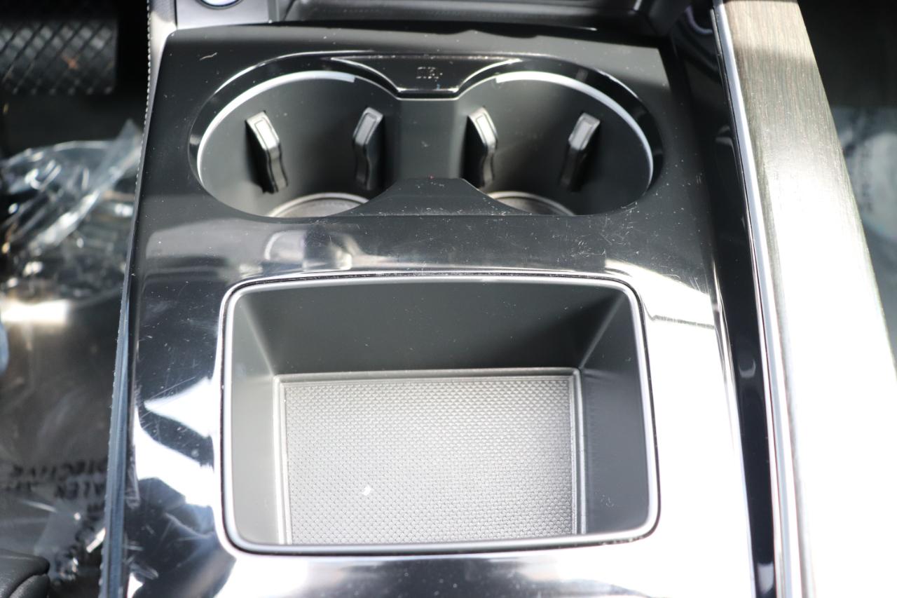Audi A4 Sedan S line Premium Plus 45 TFSI quattro 2024