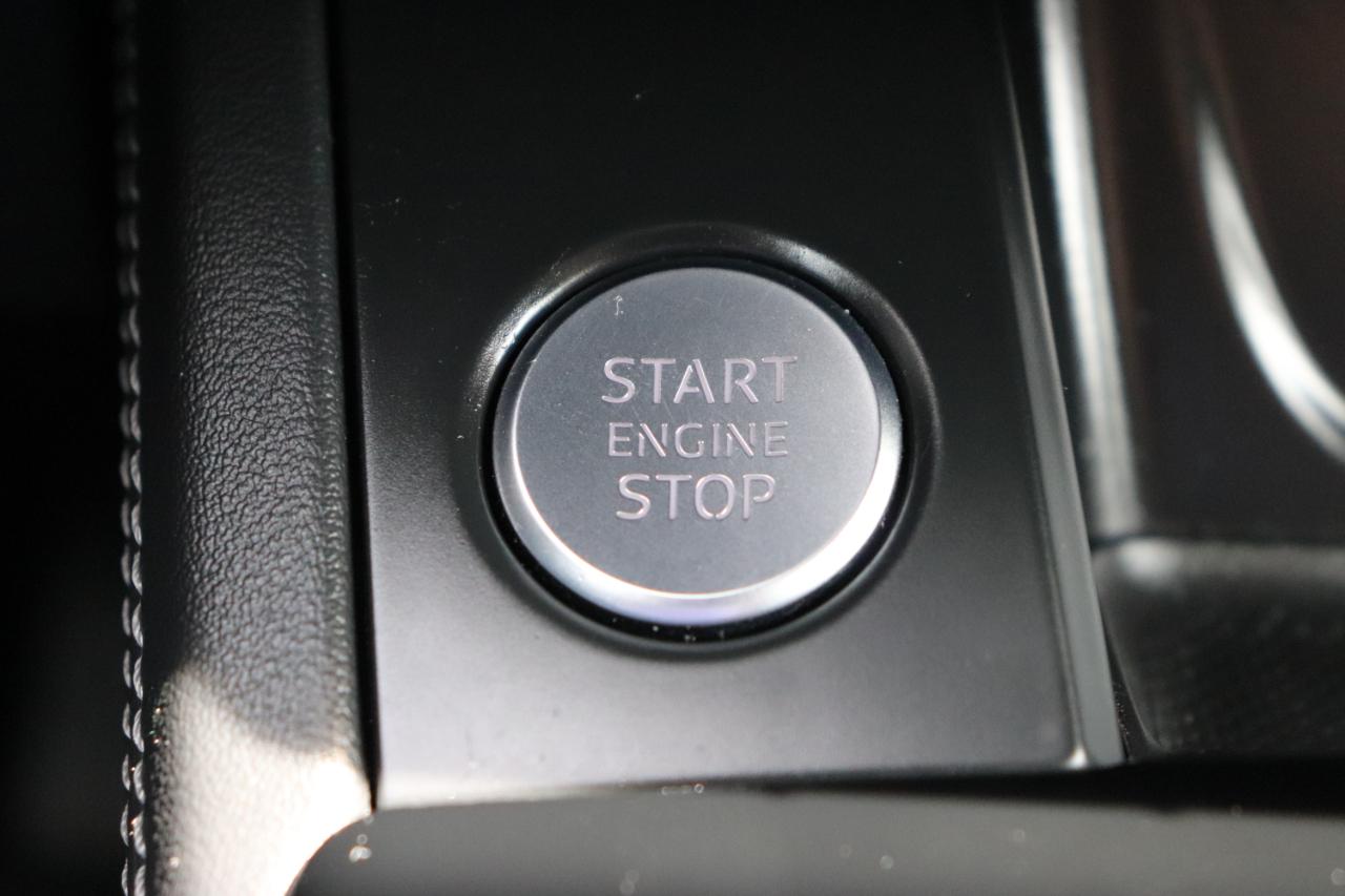 Audi A4 Sedan S line Premium Plus 45 TFSI quattro 2024