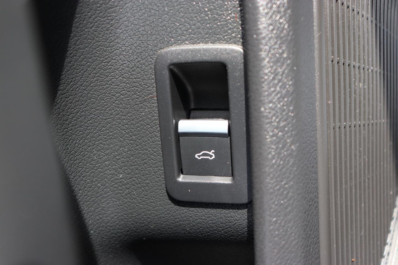 Audi A4 Sedan S line Premium Plus 45 TFSI quattro 2024