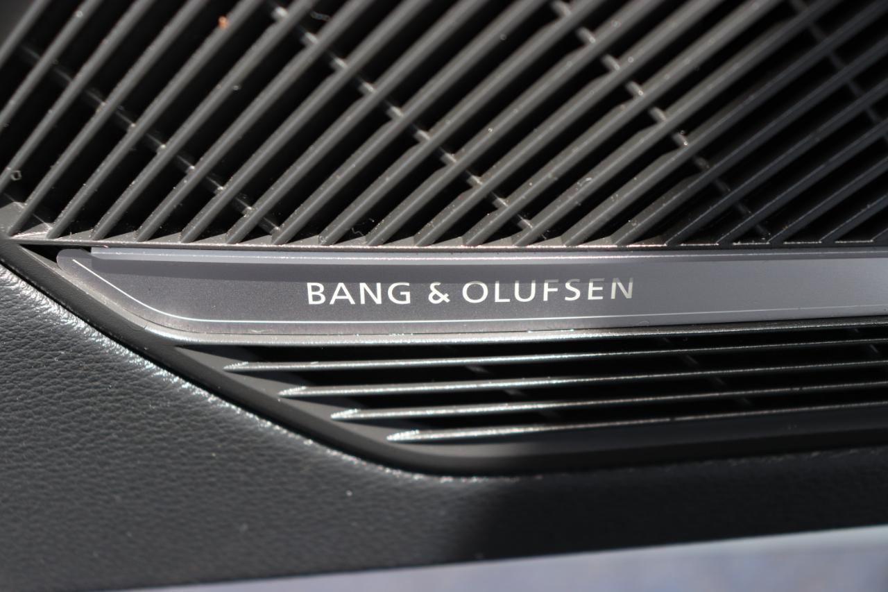 Audi A4 Sedan S line Premium Plus 45 TFSI quattro 2024