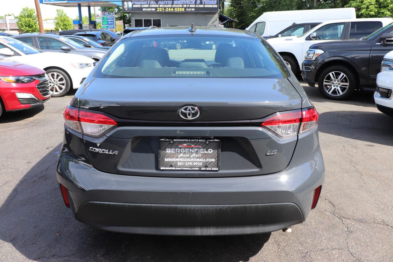 Toyota Corolla LE CVT (Natl) 2024