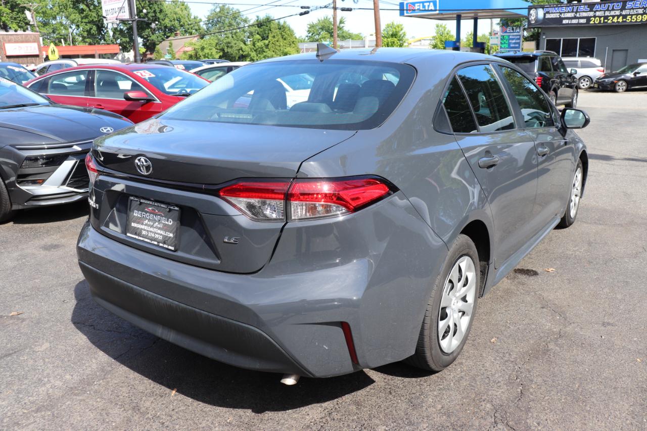 Toyota Corolla LE CVT (Natl) 2024