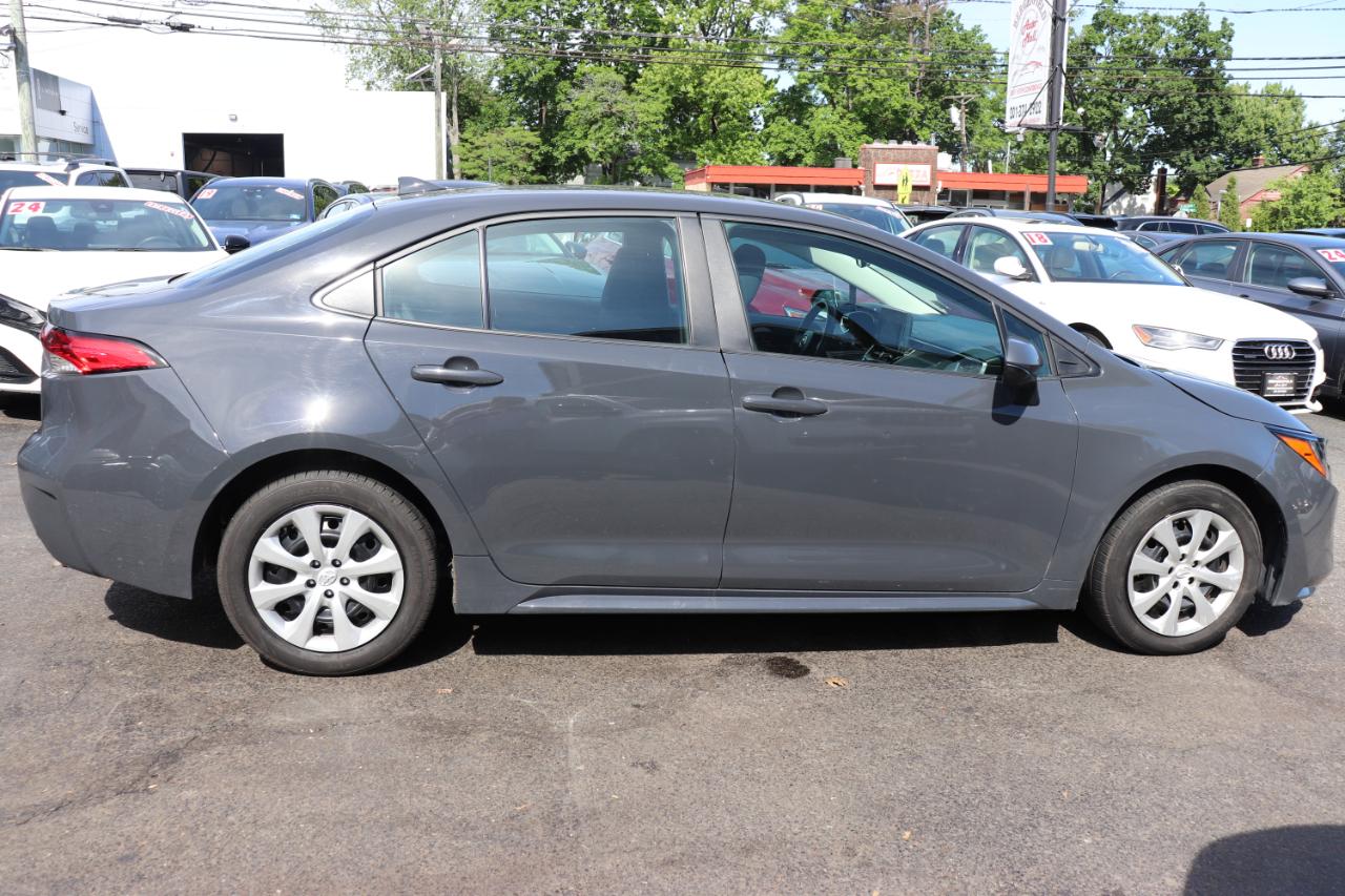 Toyota Corolla LE CVT (Natl) 2024