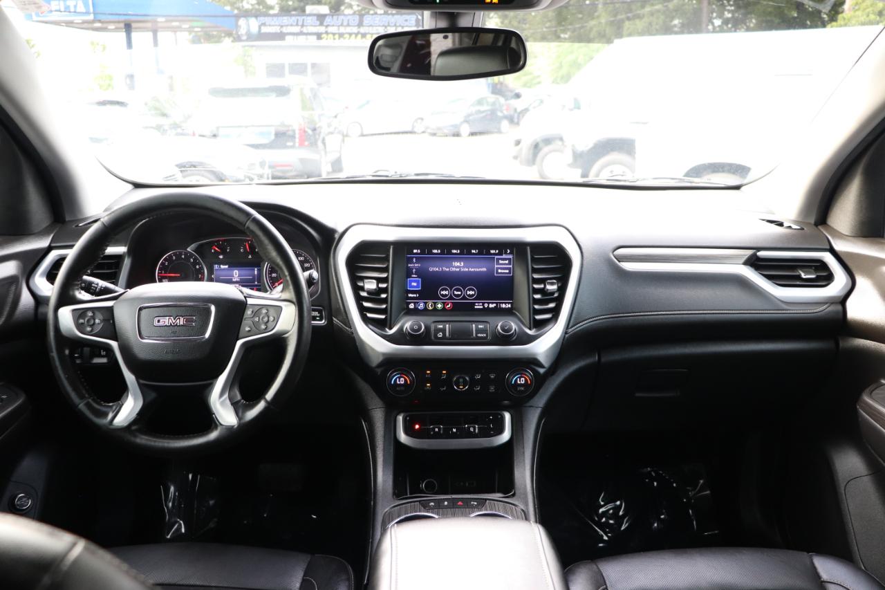 GMC Acadia AWD 4dr SLT 2020