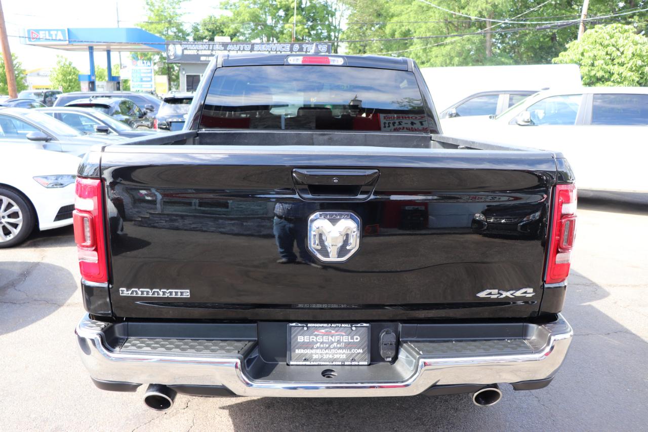 RAM 1500 Laramie 4x4 Crew Cab 5'7" Box 2024