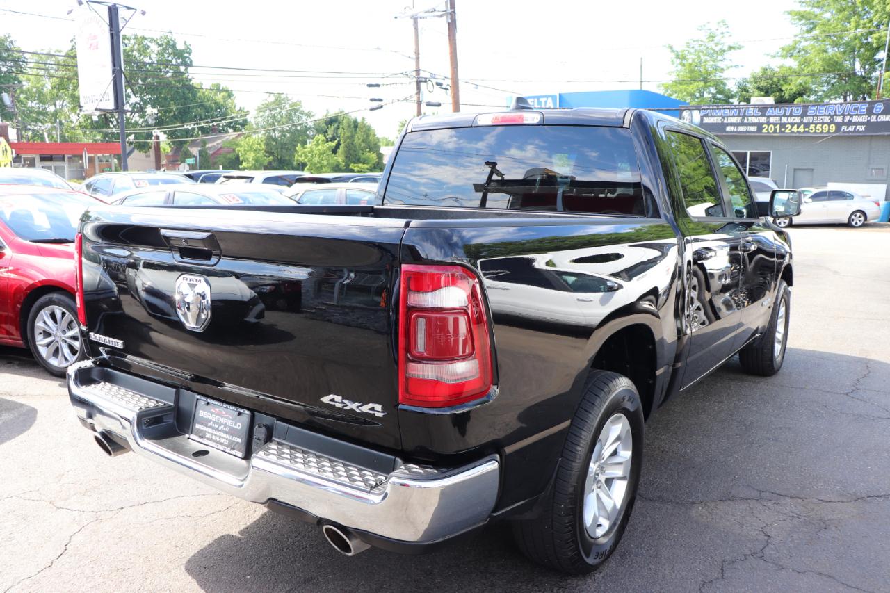 RAM 1500 Laramie 4x4 Crew Cab 5'7" Box 2024