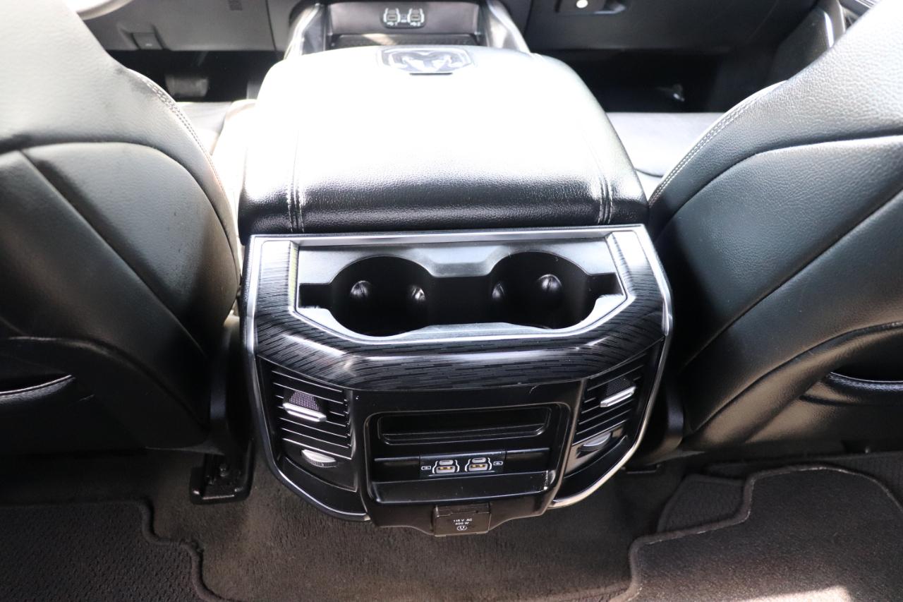RAM 1500 Laramie 4x4 Crew Cab 5'7" Box 2024