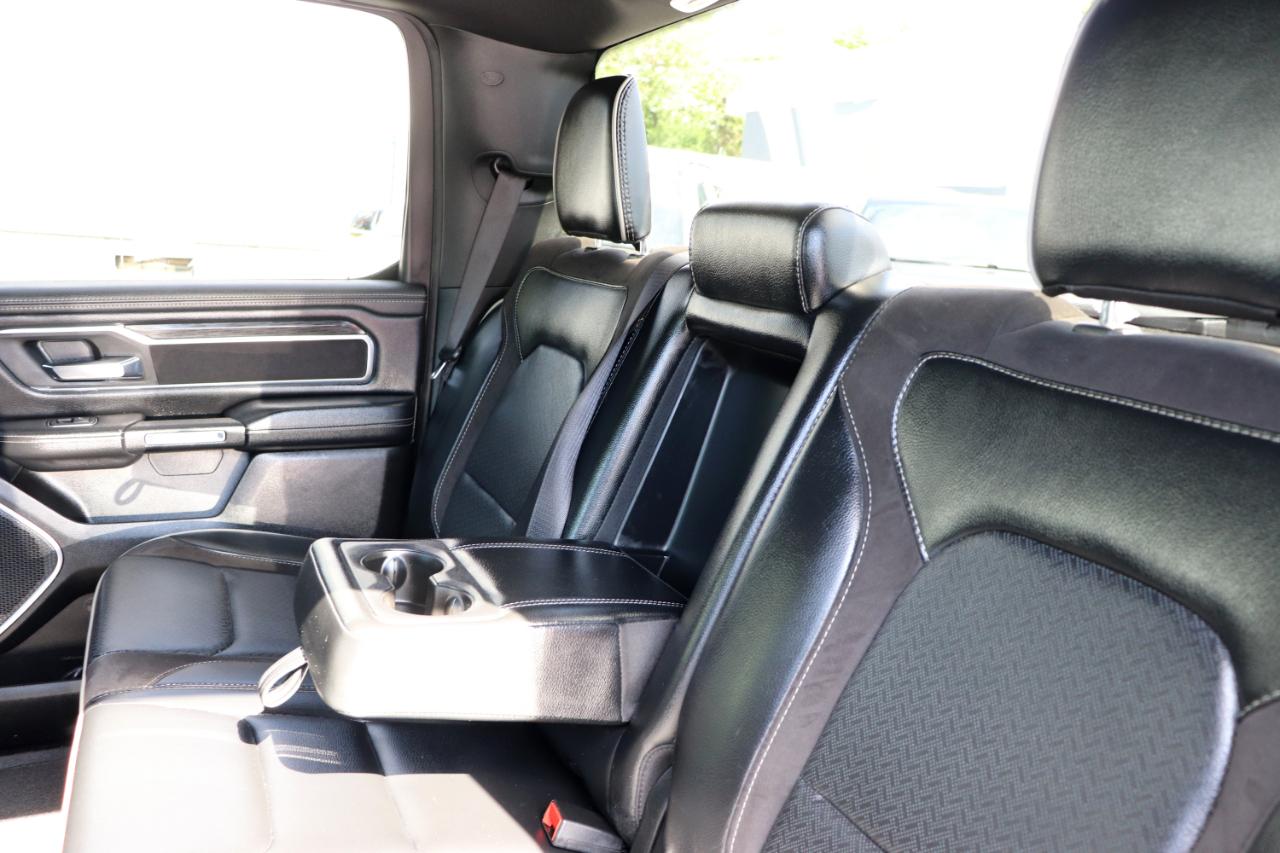 RAM 1500 Laramie 4x4 Crew Cab 5'7" Box 2024