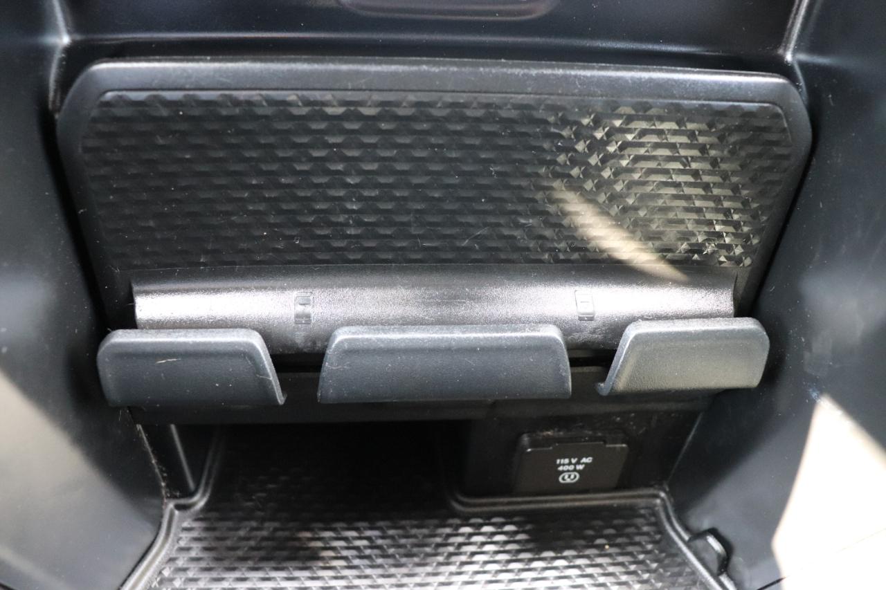 RAM 1500 Laramie 4x4 Crew Cab 5'7" Box 2024