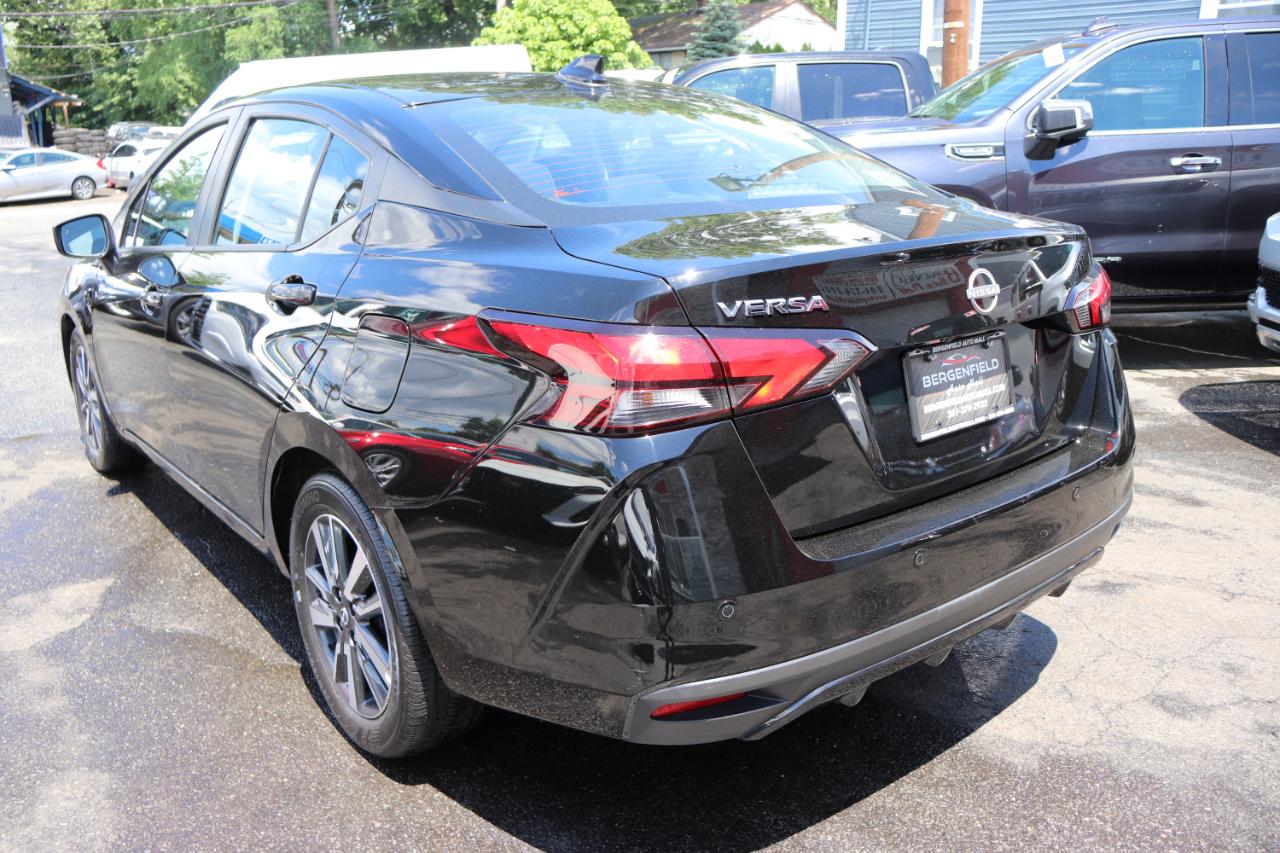 Nissan Versa SV CVT 2025