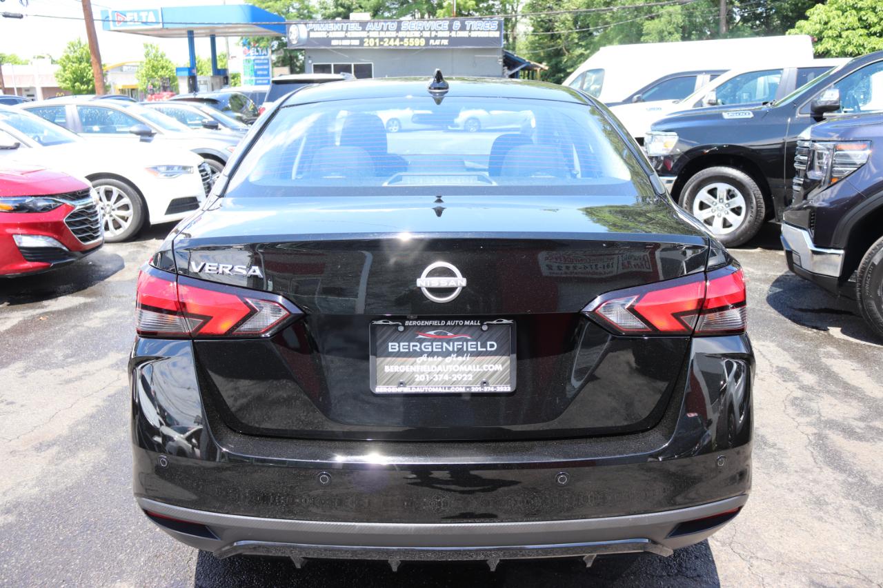 Nissan Versa SV CVT 2025