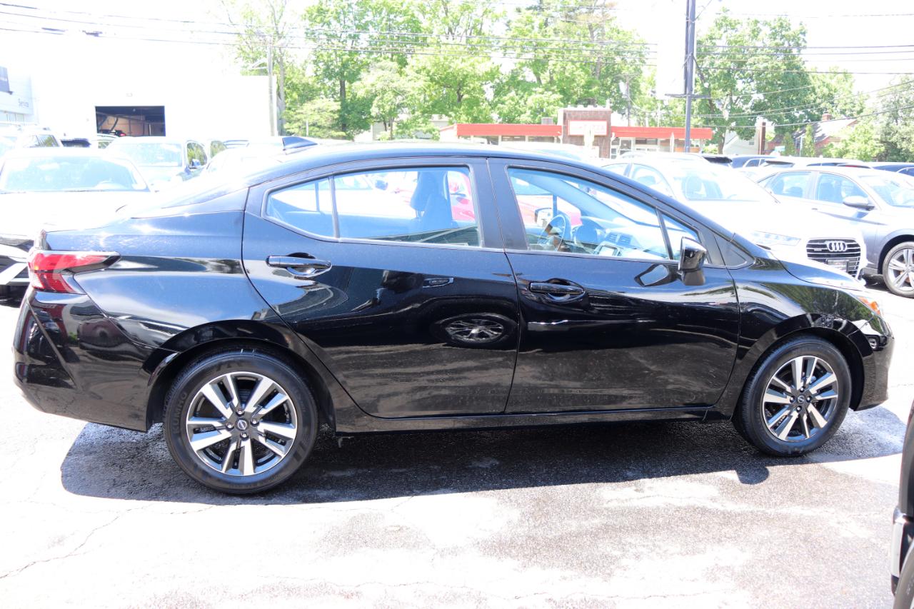 Nissan Versa SV CVT 2025