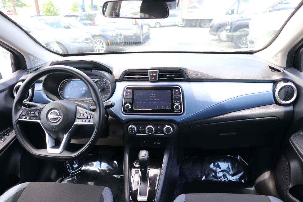 Nissan Versa SV CVT 2025