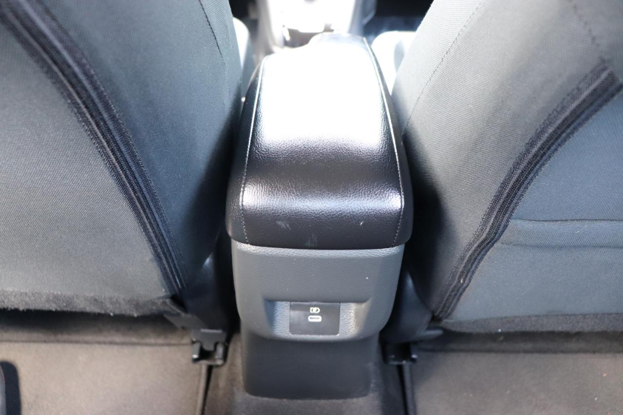 Nissan Versa SV CVT 2025