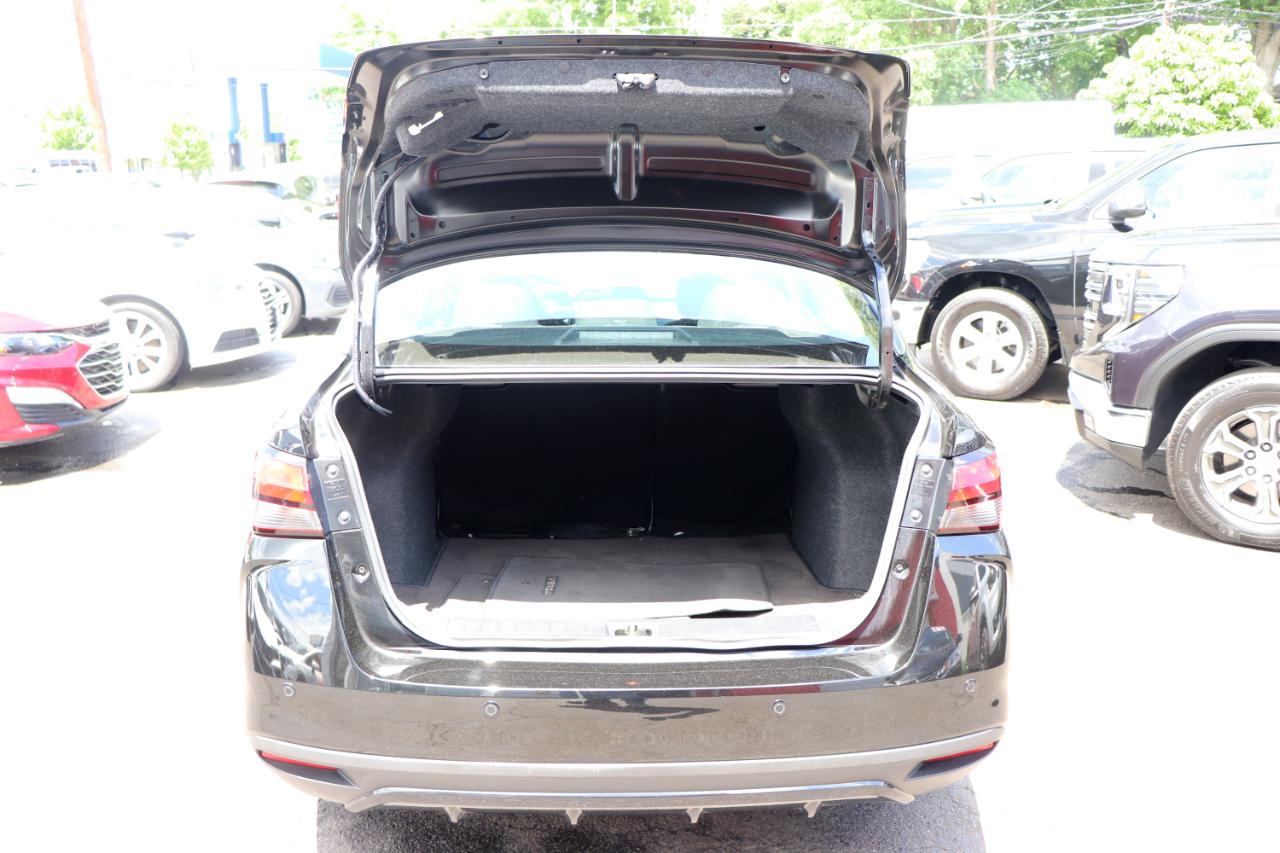 Nissan Versa SV CVT 2025