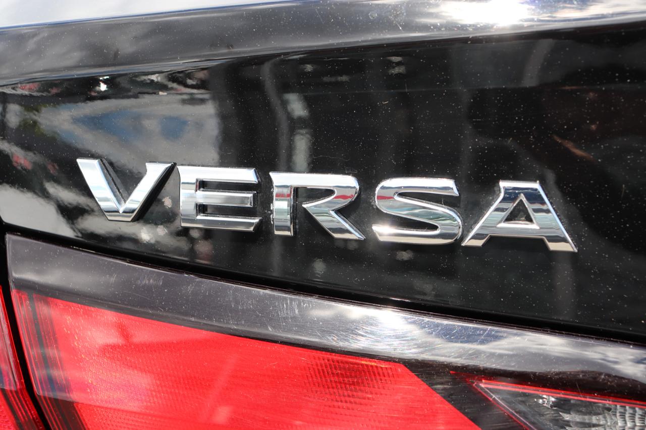 Nissan Versa SV CVT 2025