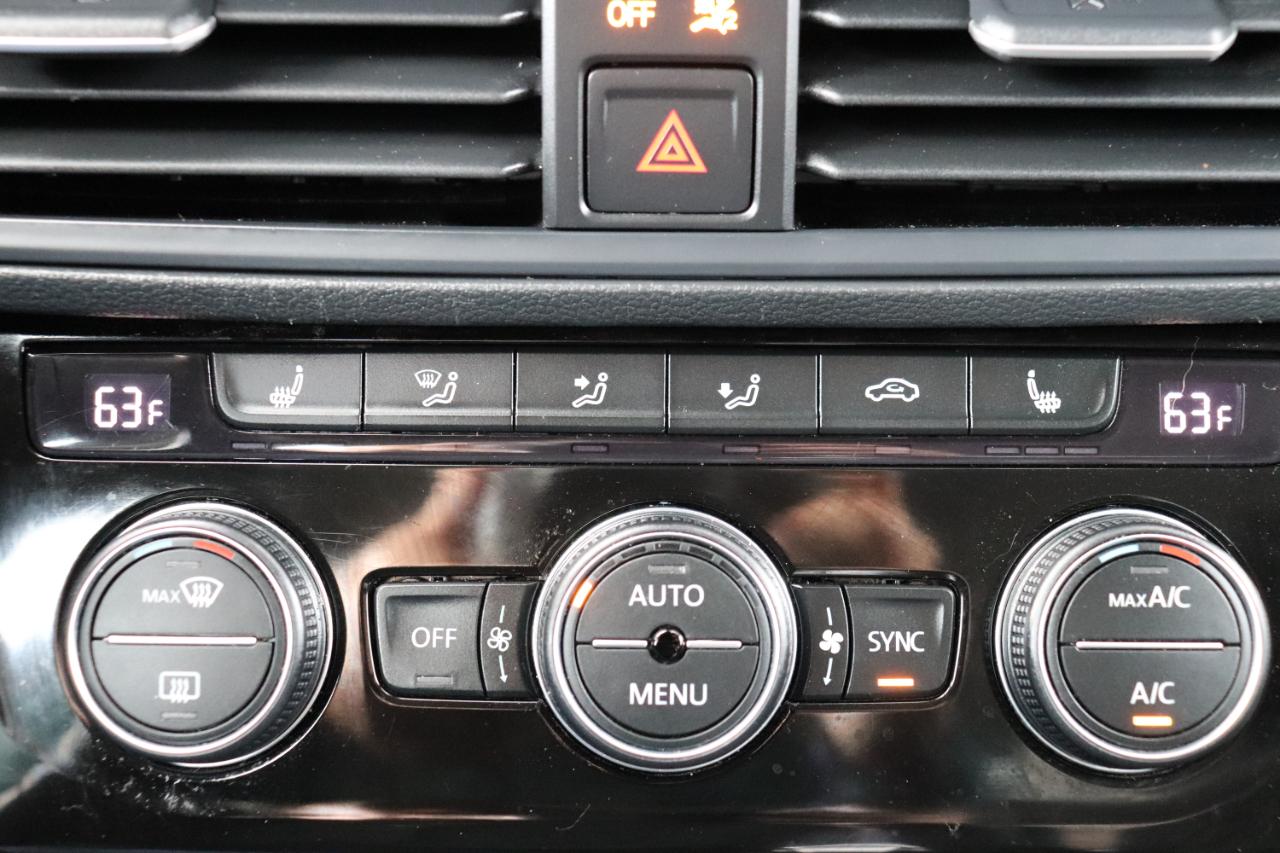 Volkswagen Jetta SE Auto 2024