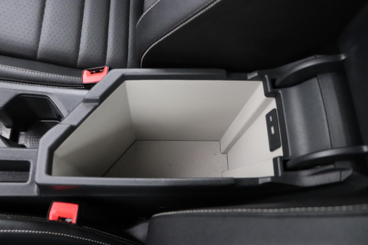 Volkswagen Jetta SE Auto 2024