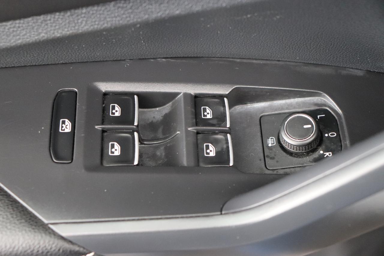Volkswagen Jetta SE Auto 2024