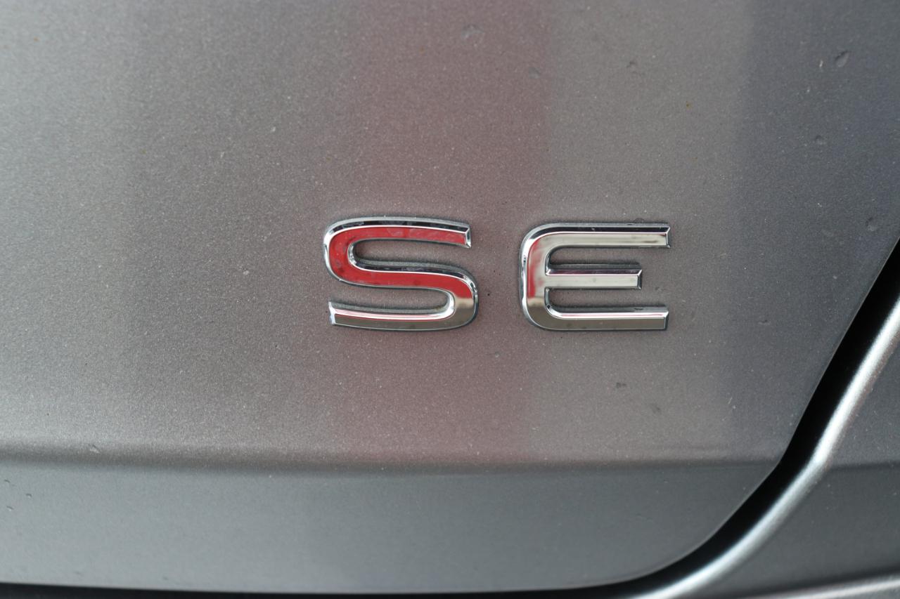 Volkswagen Jetta SE Auto 2024