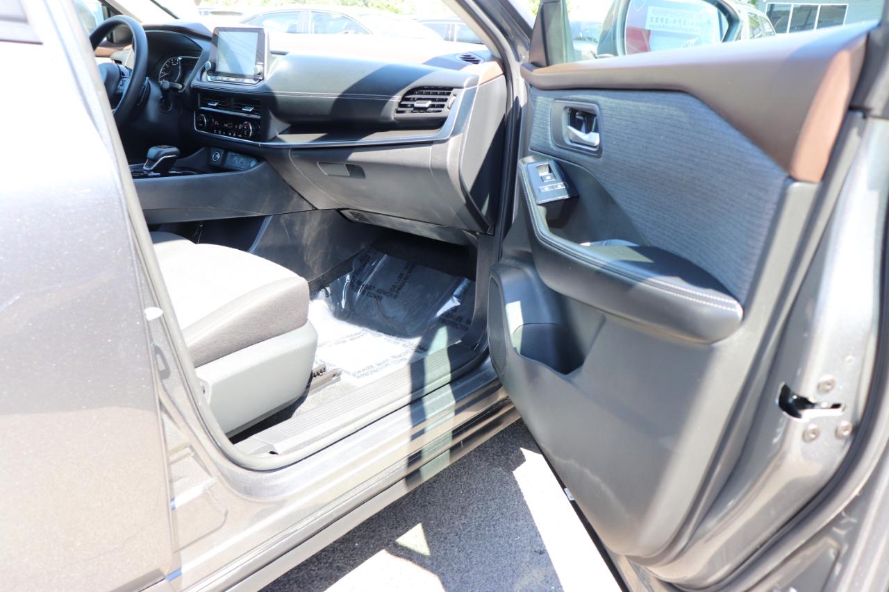 Nissan Rogue FWD SV 2023