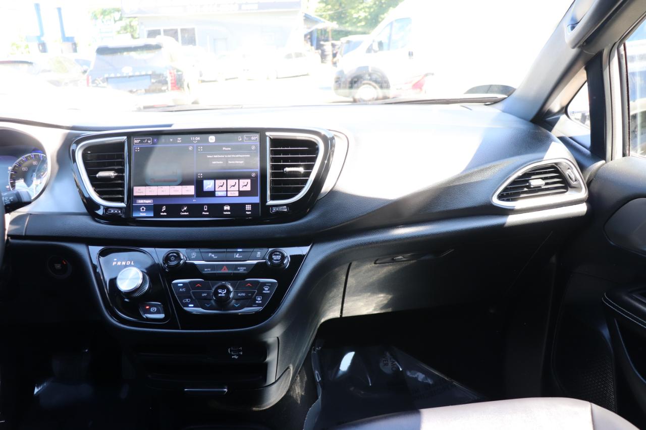 Chrysler Pacifica Select FWD 2026