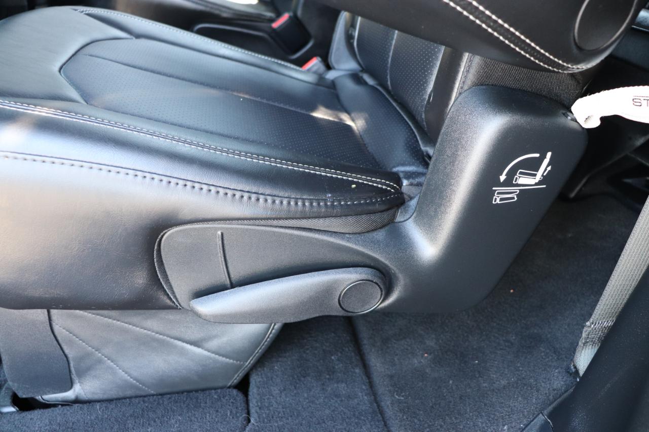 Chrysler Pacifica Select FWD 2026