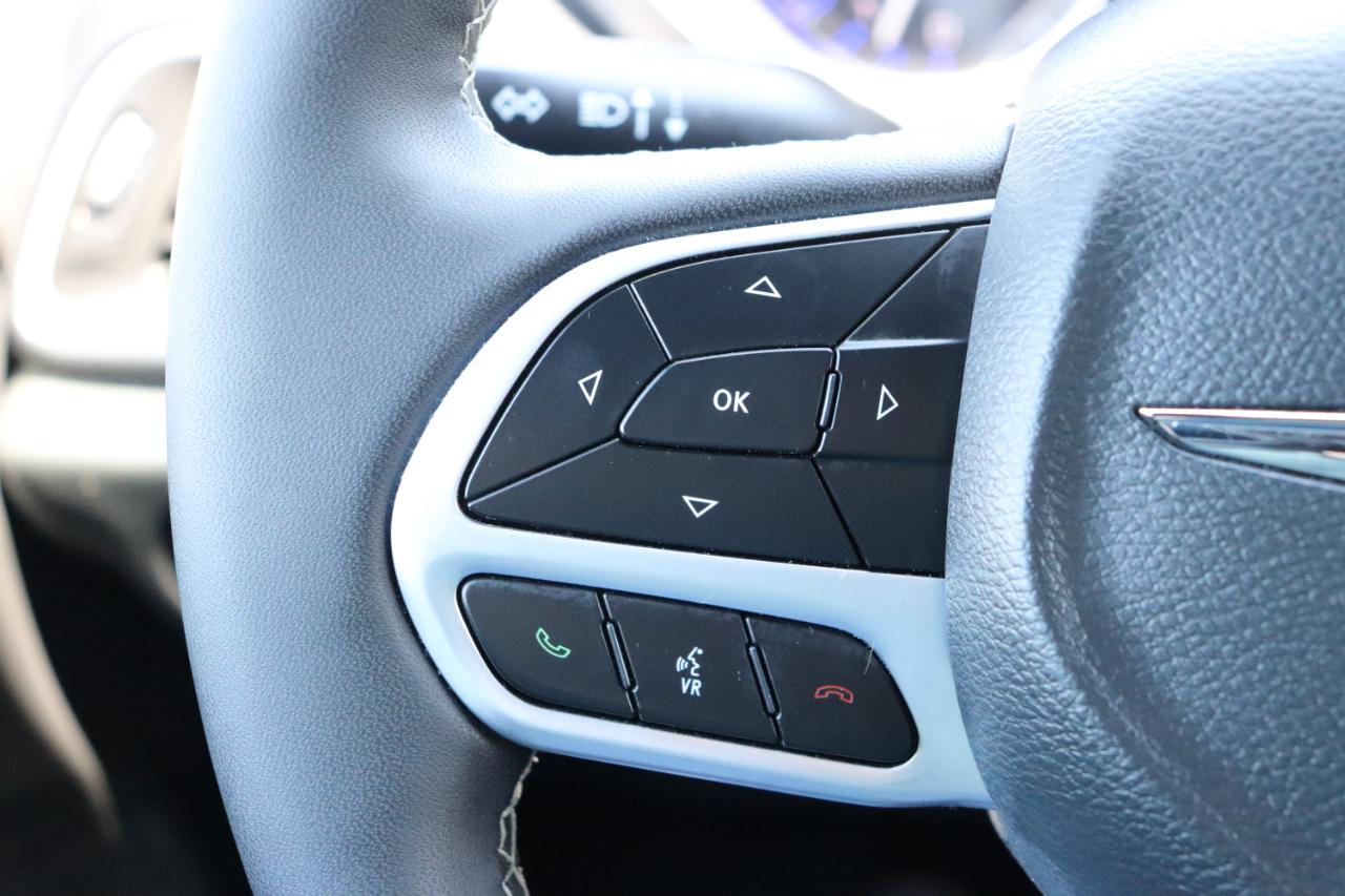 Chrysler Pacifica Select FWD 2026