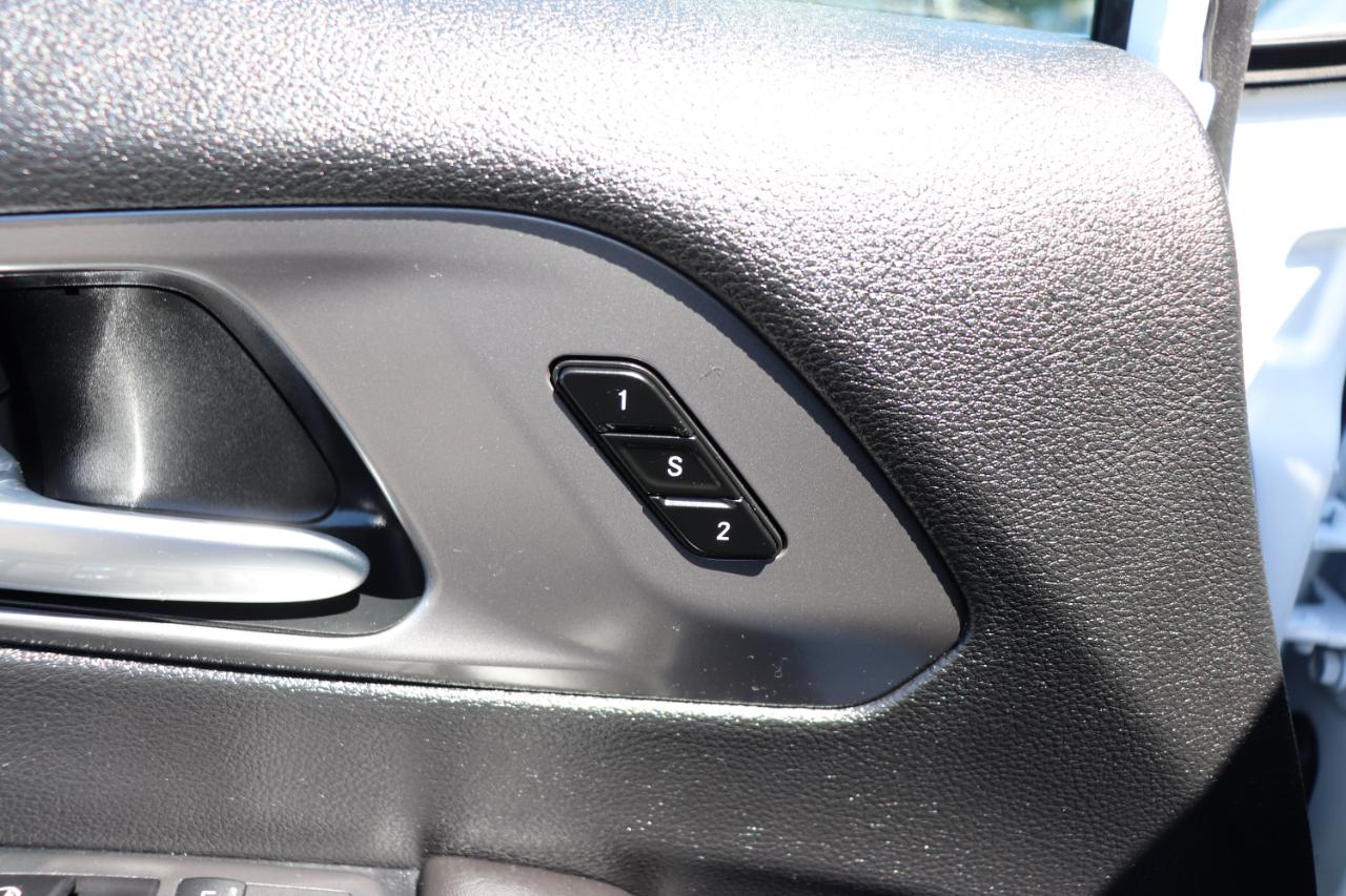 Chrysler Pacifica Select FWD 2026