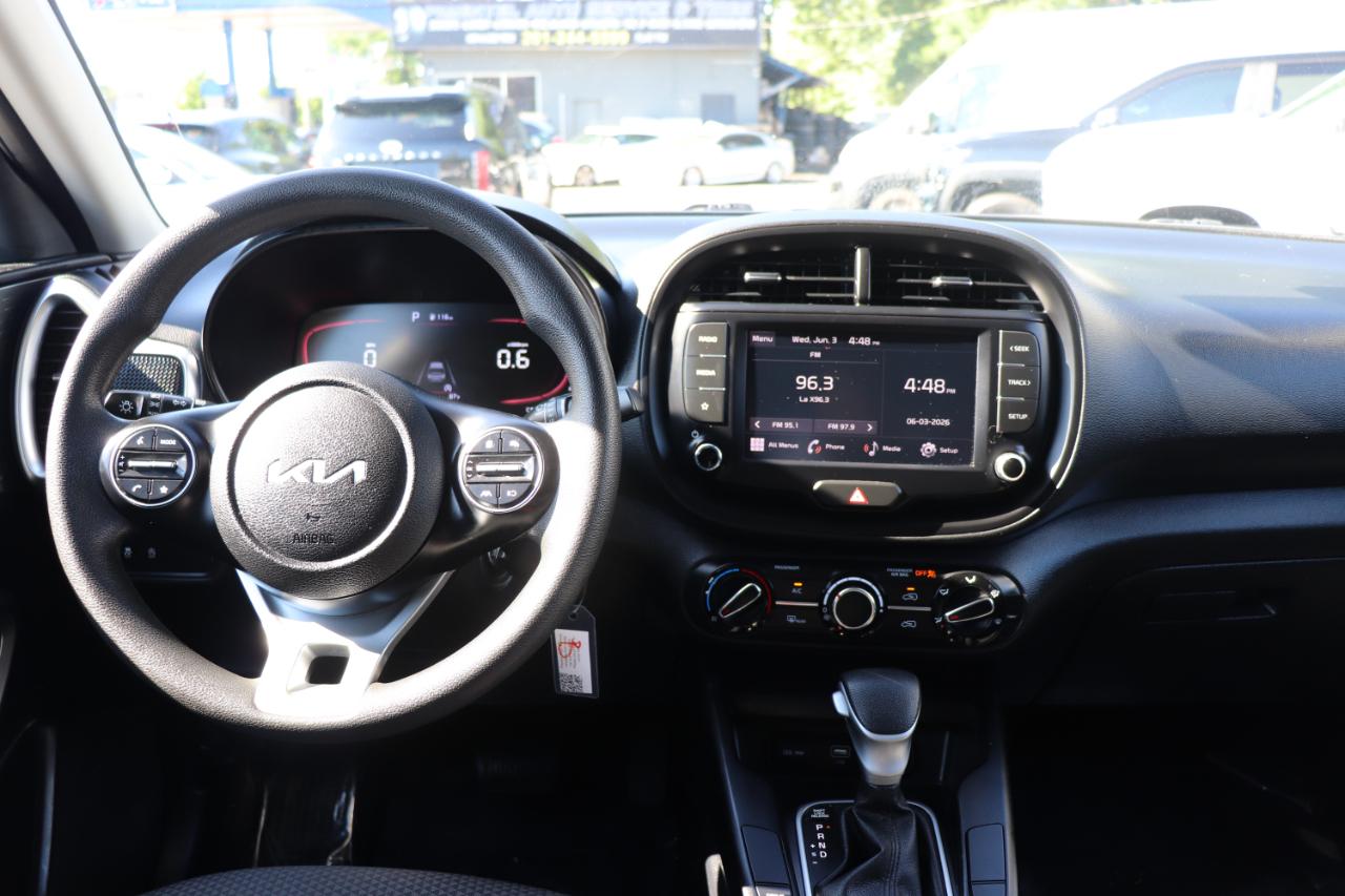 Kia Soul LX IVT 2023