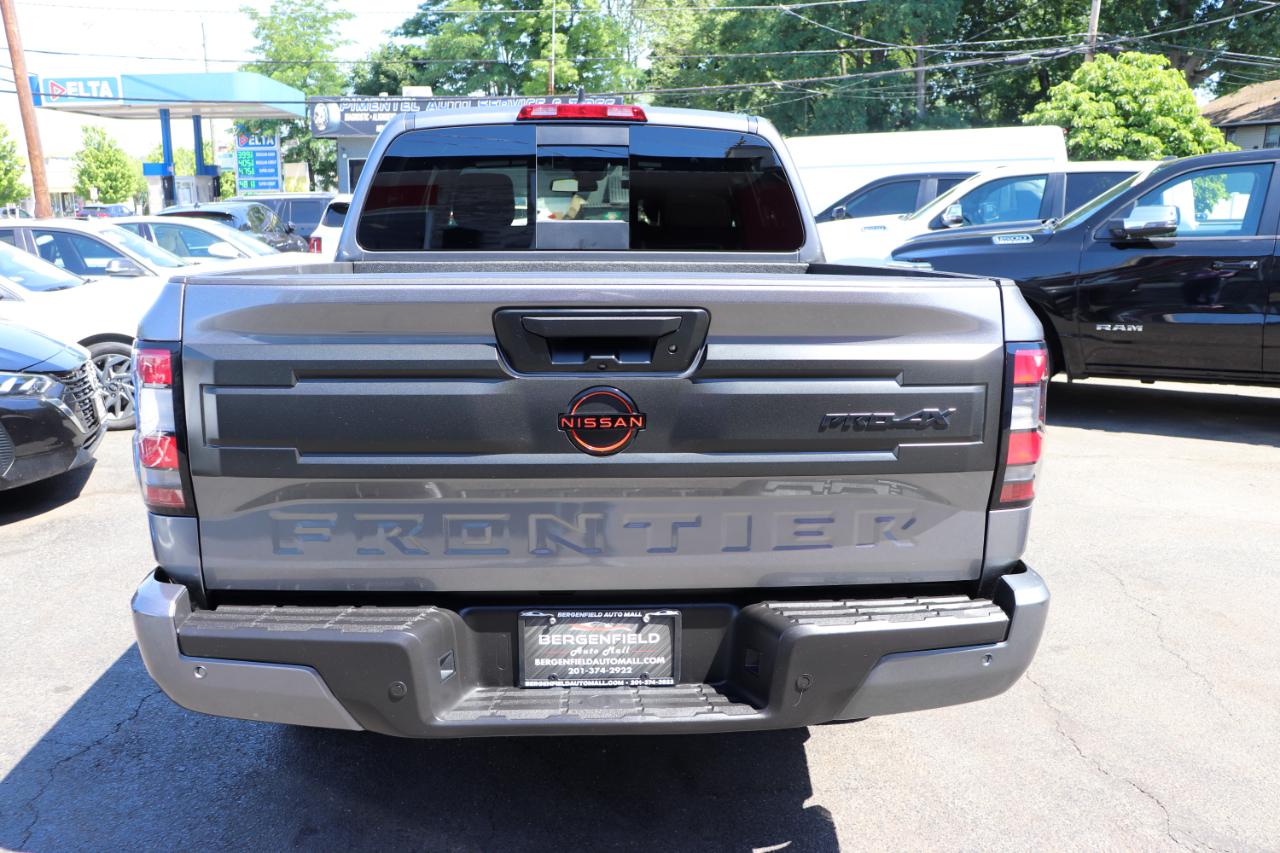 Nissan Frontier Crew Cab 4x4 PRO-4X 2026