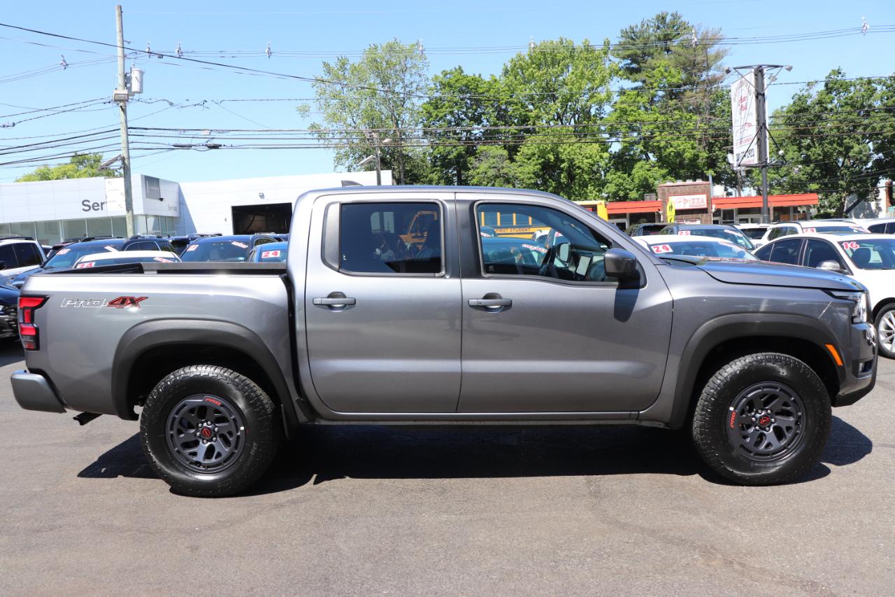 Nissan Frontier Crew Cab 4x4 PRO-4X 2026