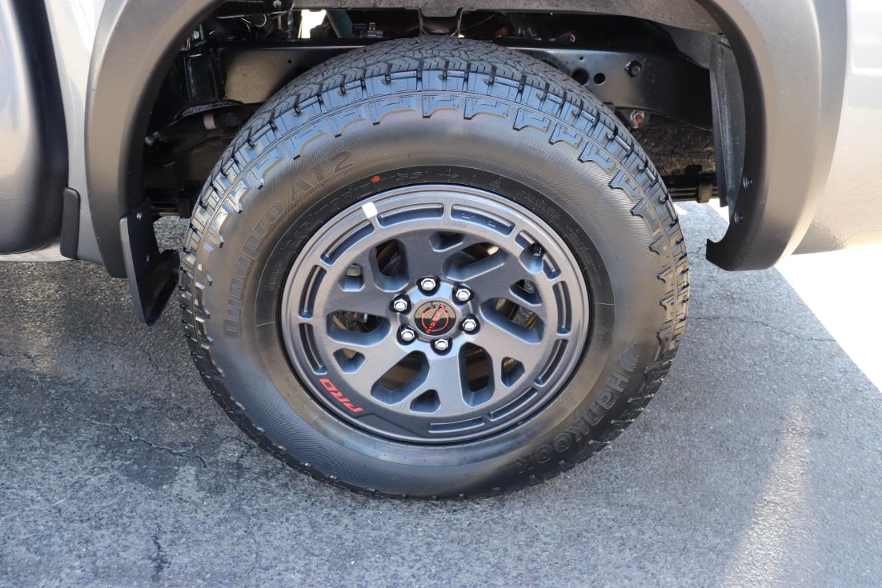 Nissan Frontier Crew Cab 4x4 PRO-4X 2026