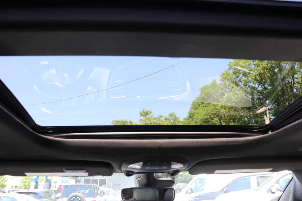 Chrysler Pacifica Limited FWD 2025