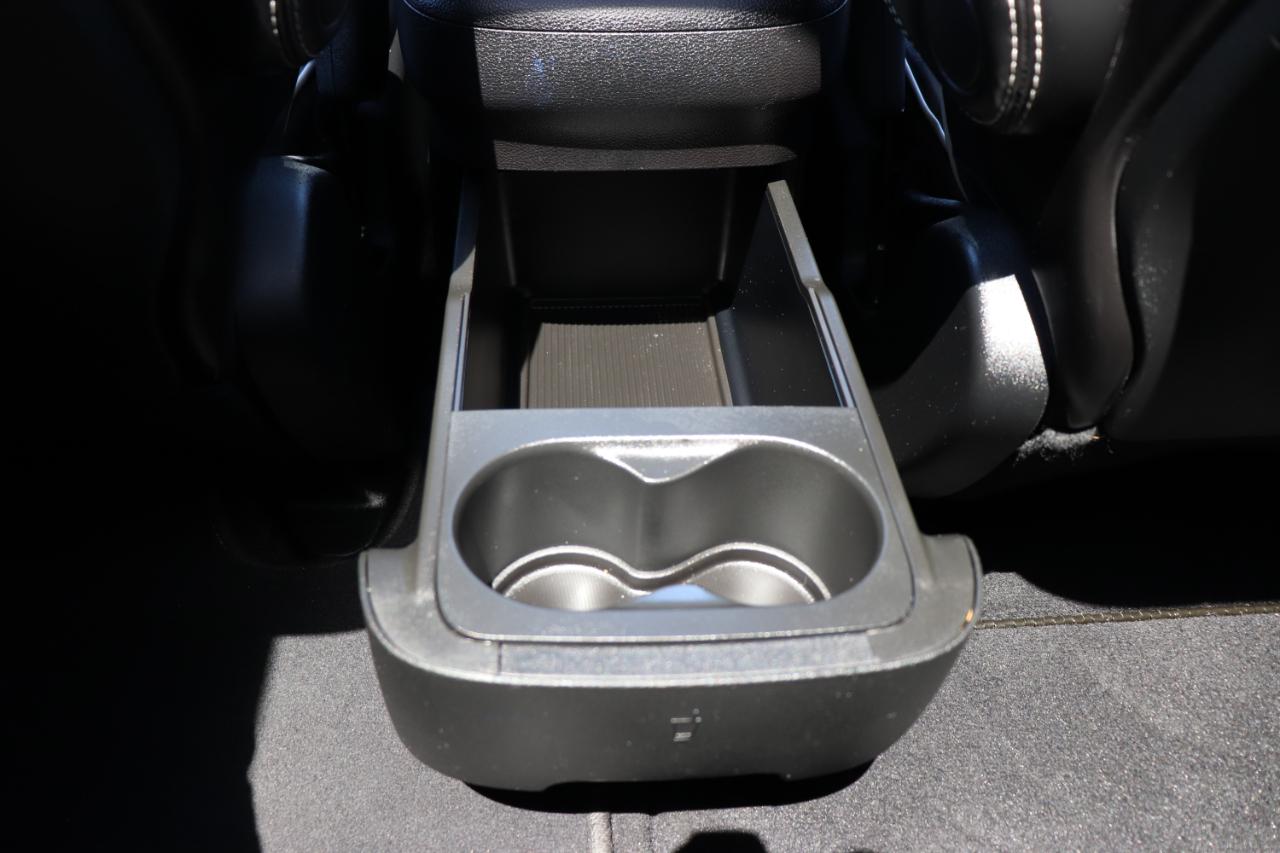 Chrysler Pacifica Limited FWD 2025