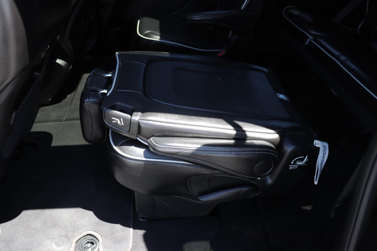 Chrysler Pacifica Limited FWD 2025