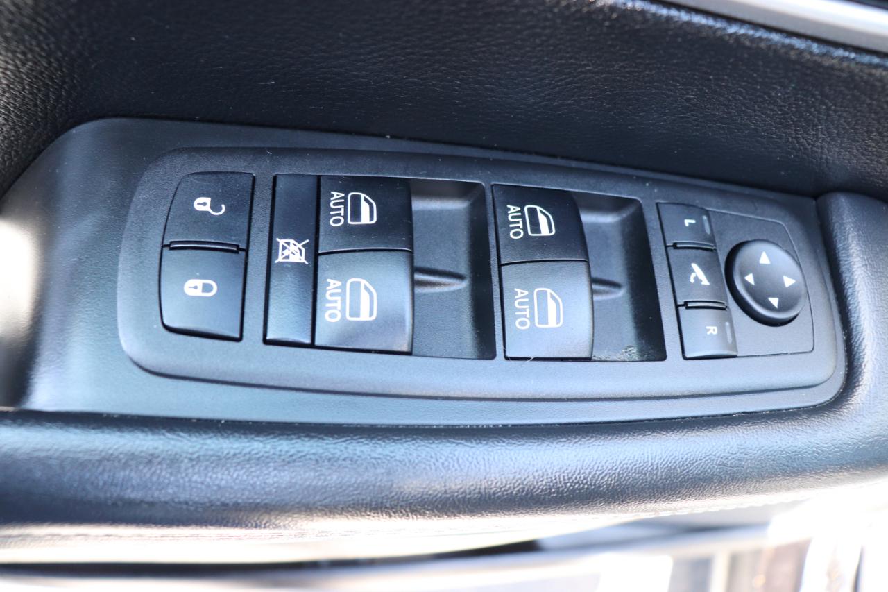 Chrysler Pacifica Limited FWD 2025