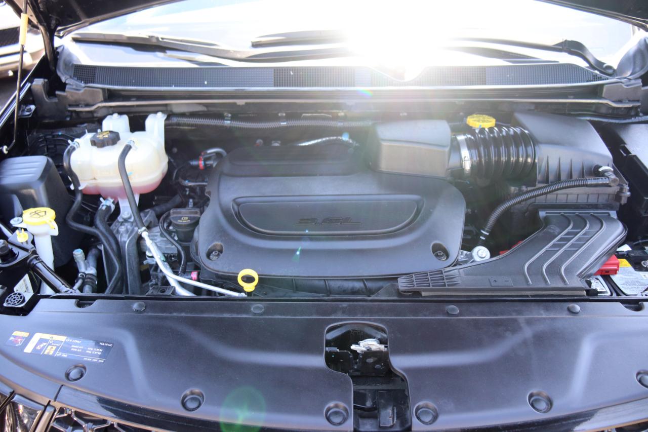 Chrysler Pacifica Limited FWD 2025